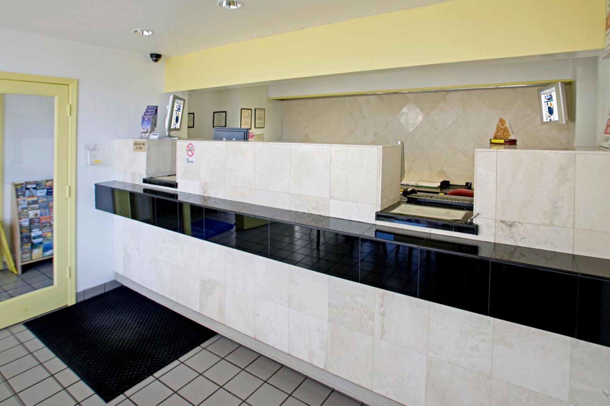 Budget Inn&Suites Stockton Yosemite Inreriör bild